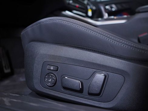 New 2026 BMW M2 w/ Lighting Package image 17