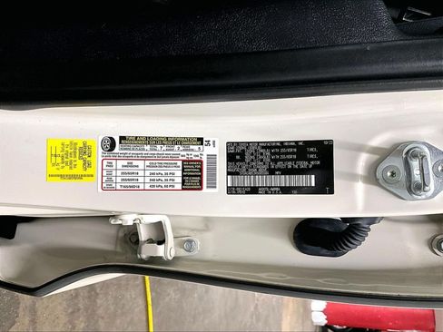 Certified 2024 Toyota Grand Highlander AWD Hybrid image 35