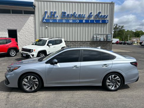 Used 2024 Subaru Legacy Limited AWD/4WD image 7
