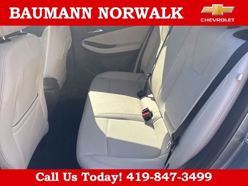 Used 2023 Buick Encore GX Preferred w/ Cold Weather Comfort Package FWD image 15