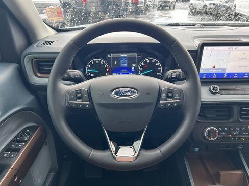 Used 2023 Ford Maverick Lariat w/ Lariat Luxury Package image 24