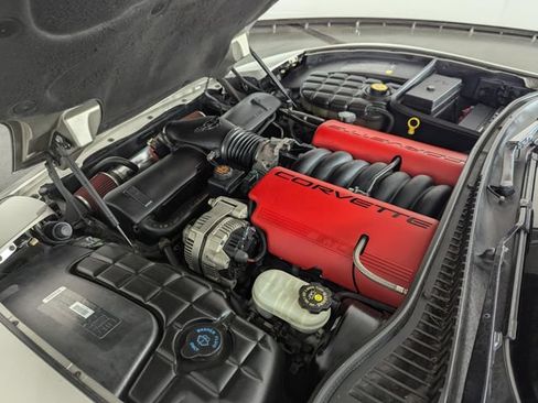 Used 1999 Chevrolet Corvette Coupe w/ Memory Pkg RWD image 14
