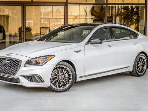 Used 2018 Genesis G80 3.3T Sport image 2