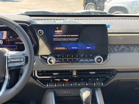 New 2026 Chevrolet Colorado ZR2 w/ Technology Package image 8