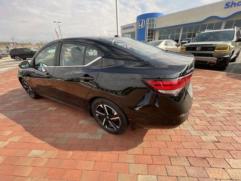 Used 2025 Nissan Sentra SV image 29