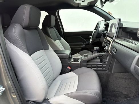 Used 2025 Toyota Tacoma TRD Sport RWD image 33