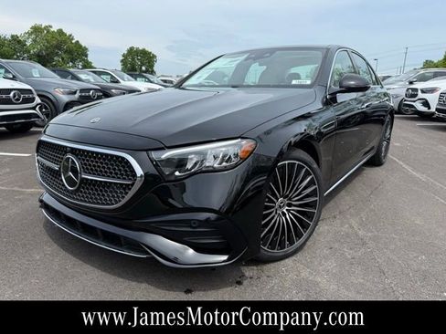 New 2026 Mercedes-Benz E 350 4MATIC Sedan image 1