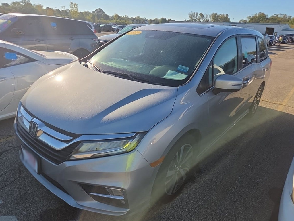 Used 2019 Honda Odyssey Elite image 2