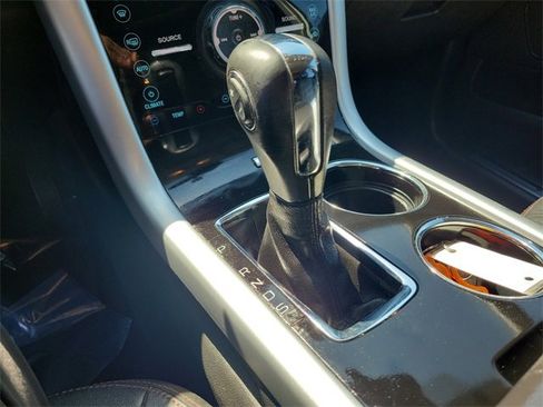 Used 2014 Ford Edge Limited w/ Equipment Group 301A FWD image 22