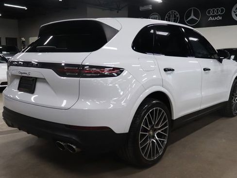 Used 2019 Porsche Cayenne S AWD/4WD image 5