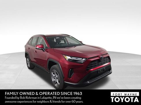 Used 2025 Toyota RAV4 XLE image 4