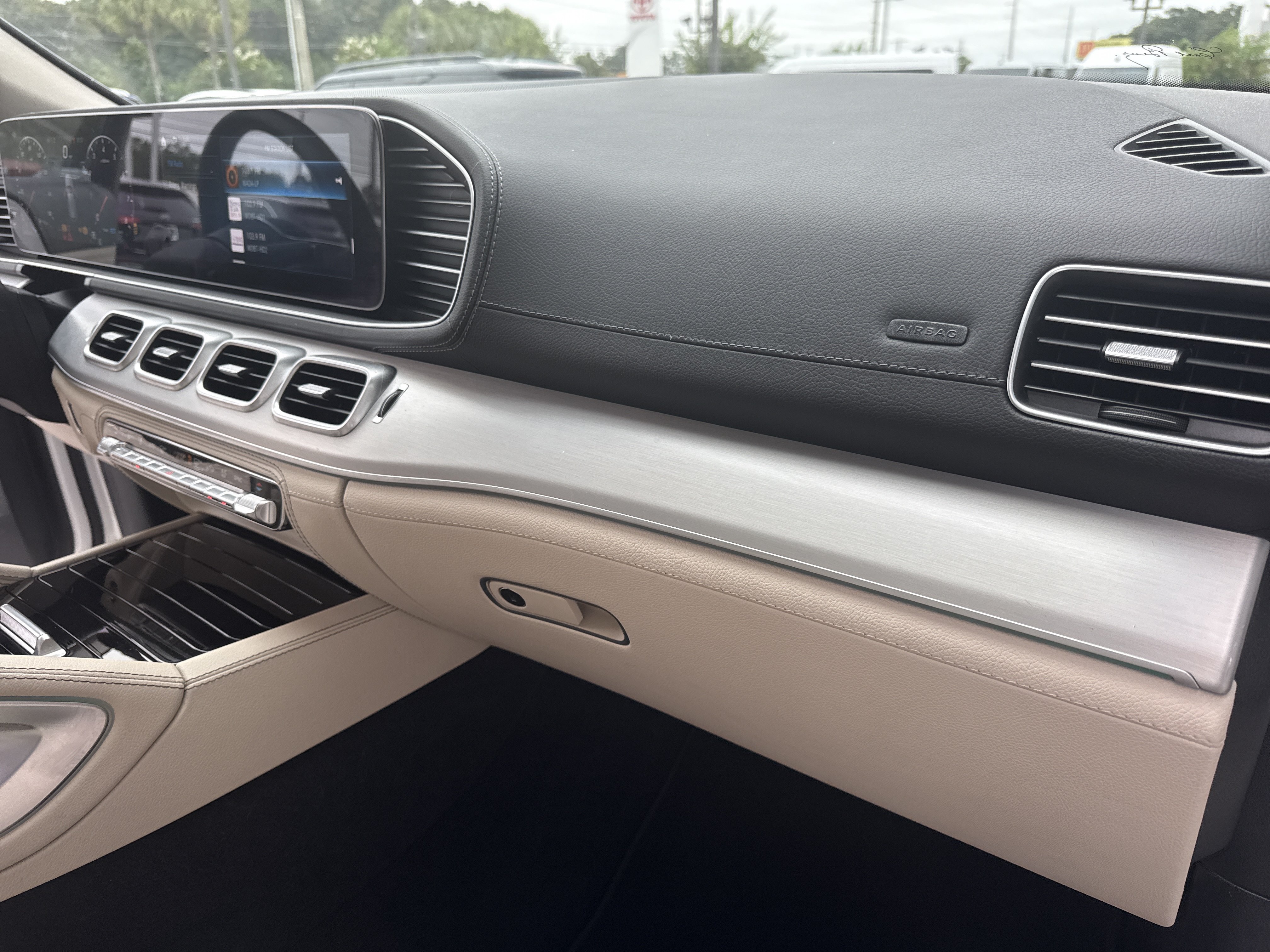 Certified 2023 Mercedes-Benz GLE 450 4MATIC w/ AMG Line Exterior image 16