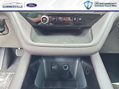 New 2026 Ford Explorer Platinum RWD image 29