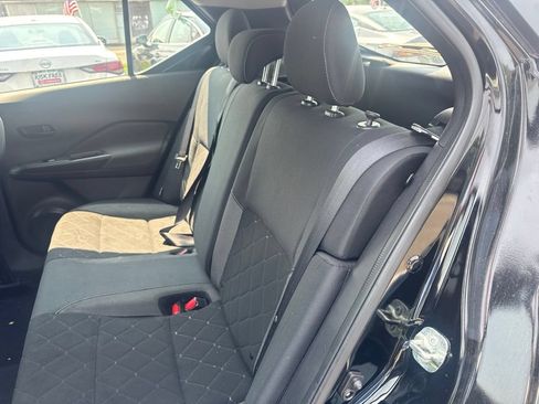 Used 2020 Nissan Kicks S FWD image 6