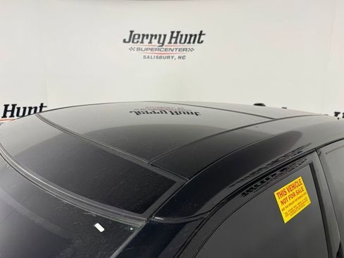 Used 2023 Nissan Maxima Platinum w/ Sport Mat Group image 4