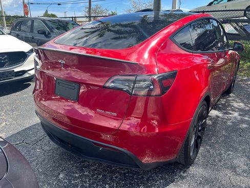 Used 2023 Tesla Model Y Performance AWD/4WD image 3