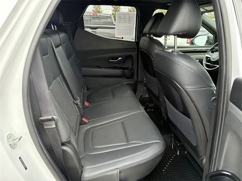 Used 2022 Hyundai Santa Cruz Limited image 14