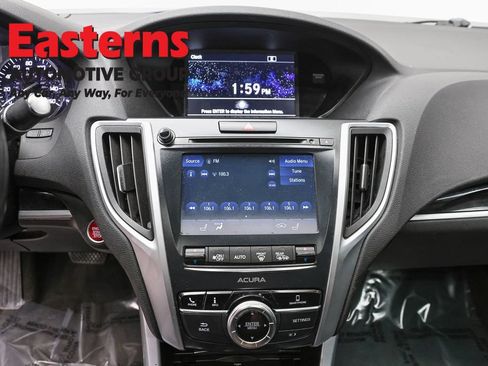 Used 2018 Acura TLX FWD image 11
