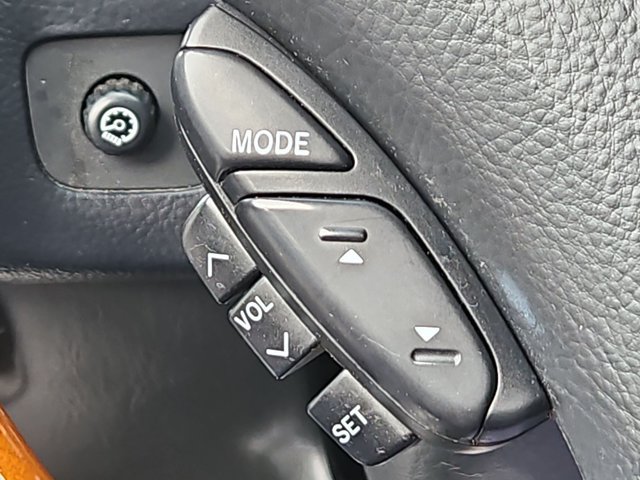 Used 2004 Lexus SC 430 Convertible RWD image 21