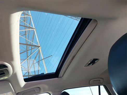 Used 2020 Subaru Outback Limited w/ Tech Package 2 image 31