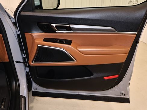 Used 2024 Kia Telluride SX X-Line image 24