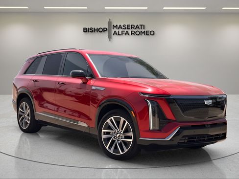 Used 2026 Cadillac Vistiq Sport w/ LPO, Floor Liner Package AWD/4WD image 1