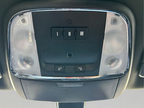 Used 2016 Dodge Charger SRT Hellcat w/ Harman/Kardon Audio Group RWD image 31
