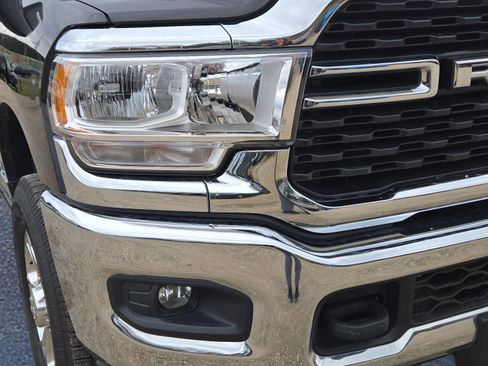 Used 2024 RAM 2500 Big Horn w/ Bed Utility Group image 3