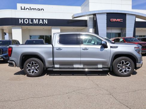 Used 2023 GMC Sierra 1500 SLT w/ SLT Premium Plus Package image 2