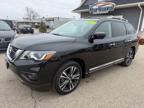 Used 2017 Nissan Pathfinder Platinum w/ Family Entertainment Package image 1