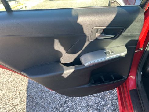 Used 2012 Toyota Camry SE image 15