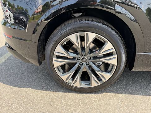 New 2026 Audi Q8 Premium Plus AWD/4WD image 10
