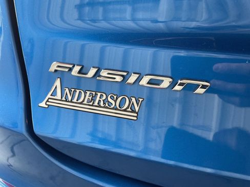 Used 2020 Ford Fusion SE AWD/4WD image 43