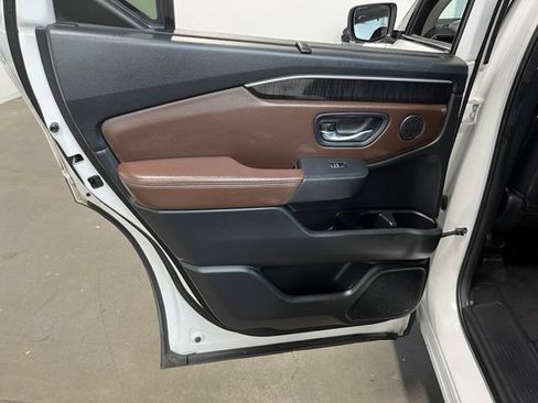 Used 2023 Honda Pilot Elite image 19
