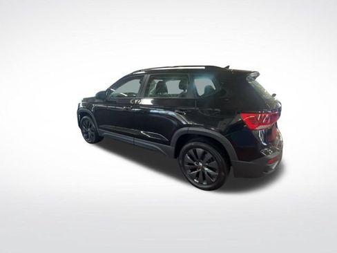 Certified 2023 Volkswagen Taos S FWD image 7
