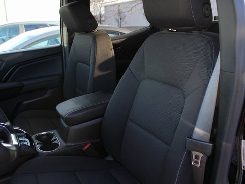 Used 2024 GMC Canyon Elevation w/ Convenience Package image 26