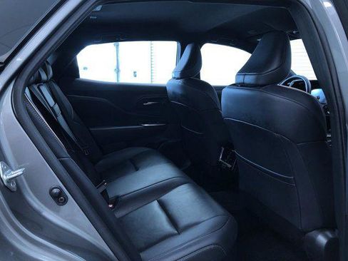 Certified 2025 Toyota Crown AWD/4WD image 21