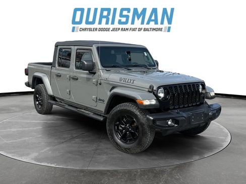 Used 2021 Jeep Gladiator Sport image 1