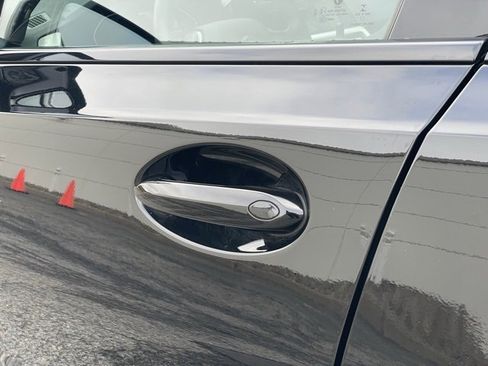 Used 2022 BMW 330e xDrive w/ Premium Package image 29