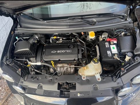 Used 2012 Chevrolet Sonic LS image 16