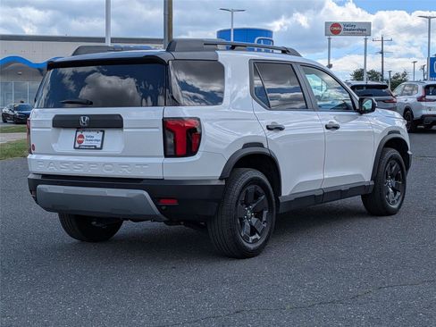 Certified 2026 Honda Passport RTL image 5