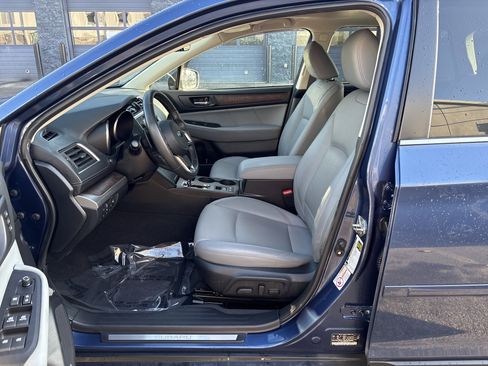 Used 2019 Subaru Outback 2.5i Limited image 18