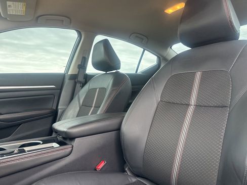 Certified 2024 Nissan Altima 2.5 SR FWD image 34