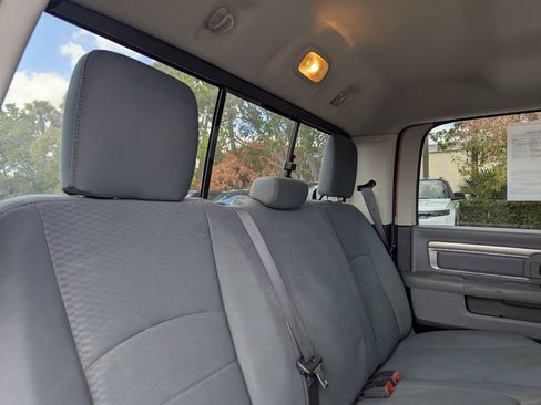 Used 2020 RAM 1500 Classic SLT image 14