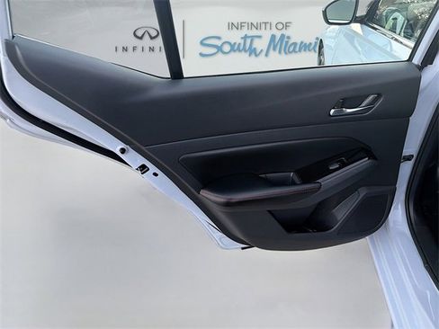 Used 2024 Nissan Altima 2.5 SR image 24