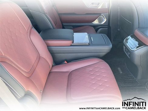 New 2026 INFINITI QX80 Autograph image 13