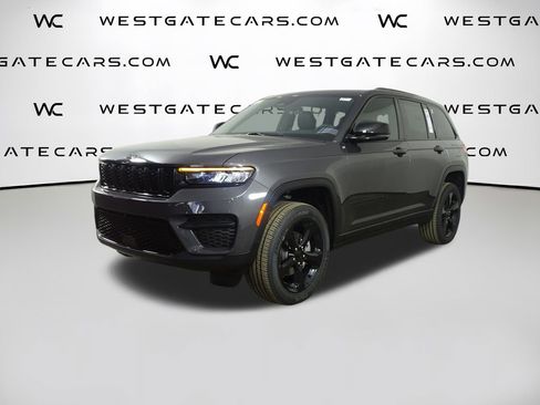 New 2025 Jeep Grand Cherokee Altitude image 1