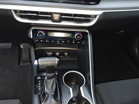 Used 2021 Kia K5 LX image 14