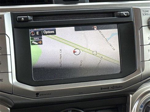 Used 2016 Toyota 4Runner SR5 image 19