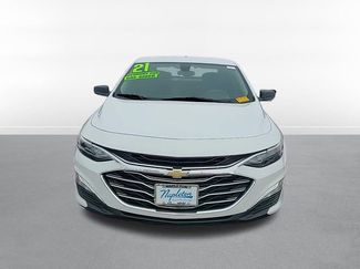 Used 2021 Chevrolet Malibu LS video 2